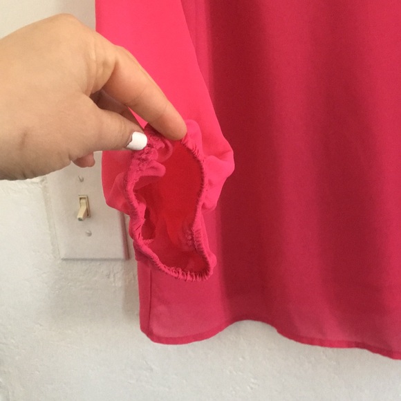 Forever 21 bright pink fuchsia blouse - Picture 2 of 3
